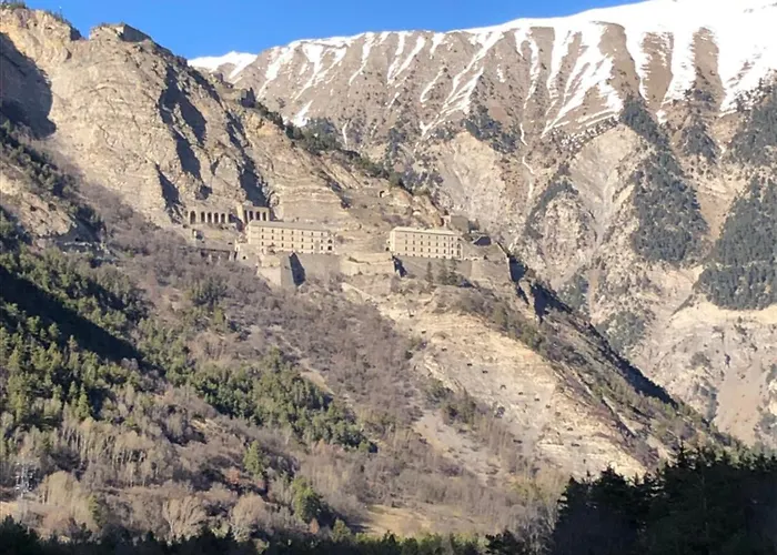 T3 / 58m2 Apartment *